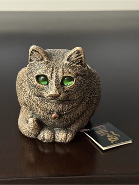 Windstone Editions Crouching Cat Candle Lamp